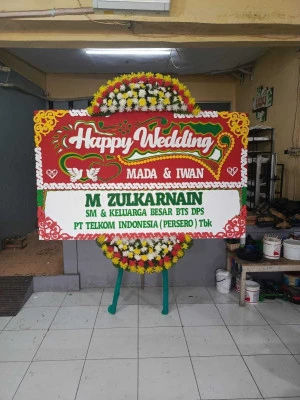 Papan Bunga di Traveloka Campus