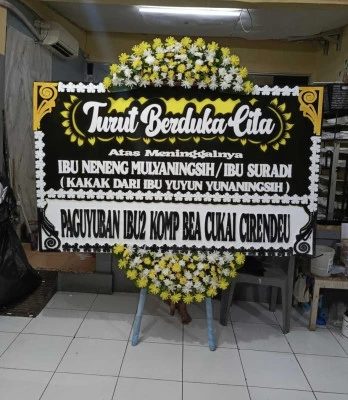 Papan Bunga di Traveloka Campus